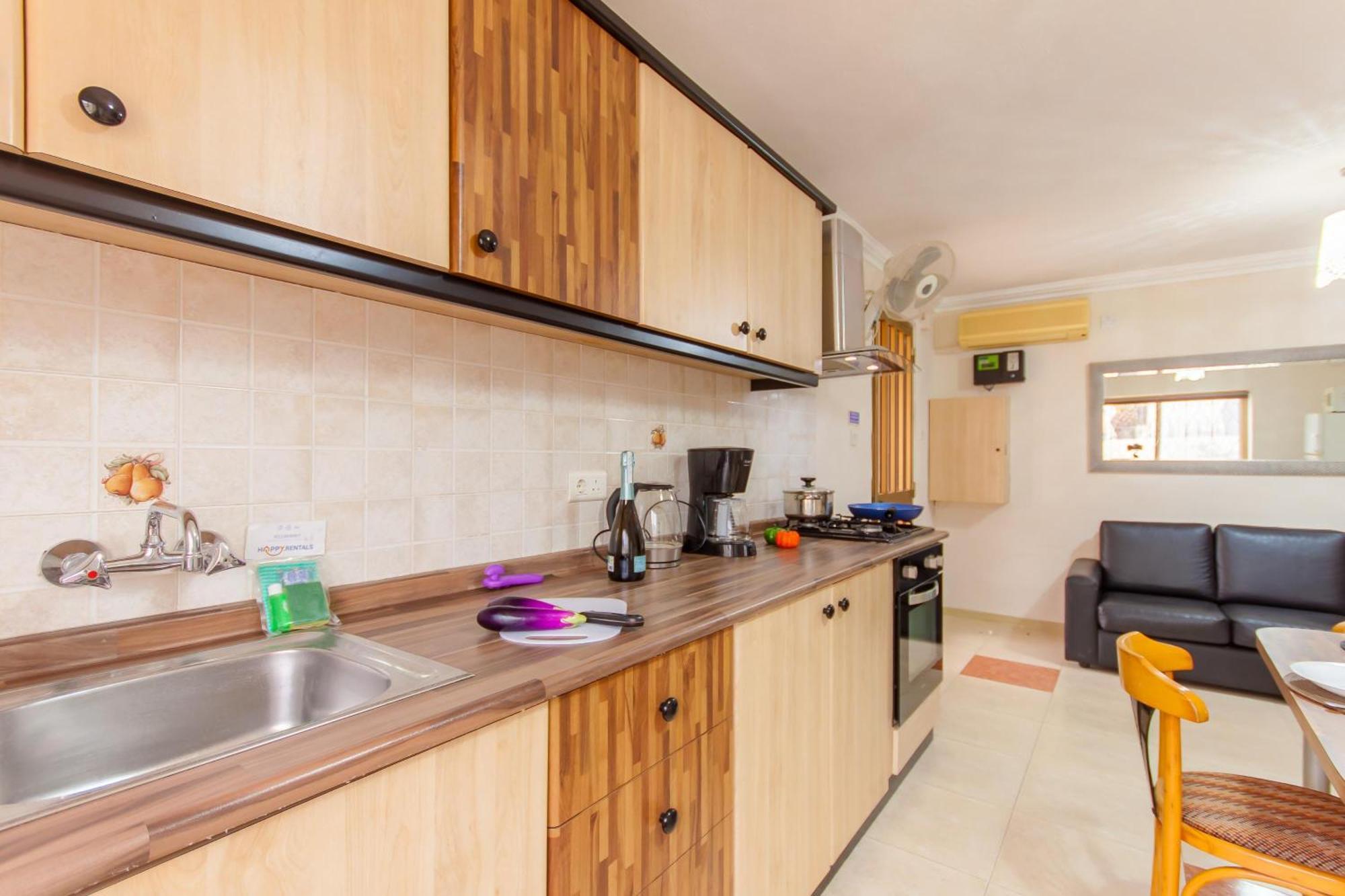 Villa & Pool Apartments In Mellieha Bay Екстер'єр фото