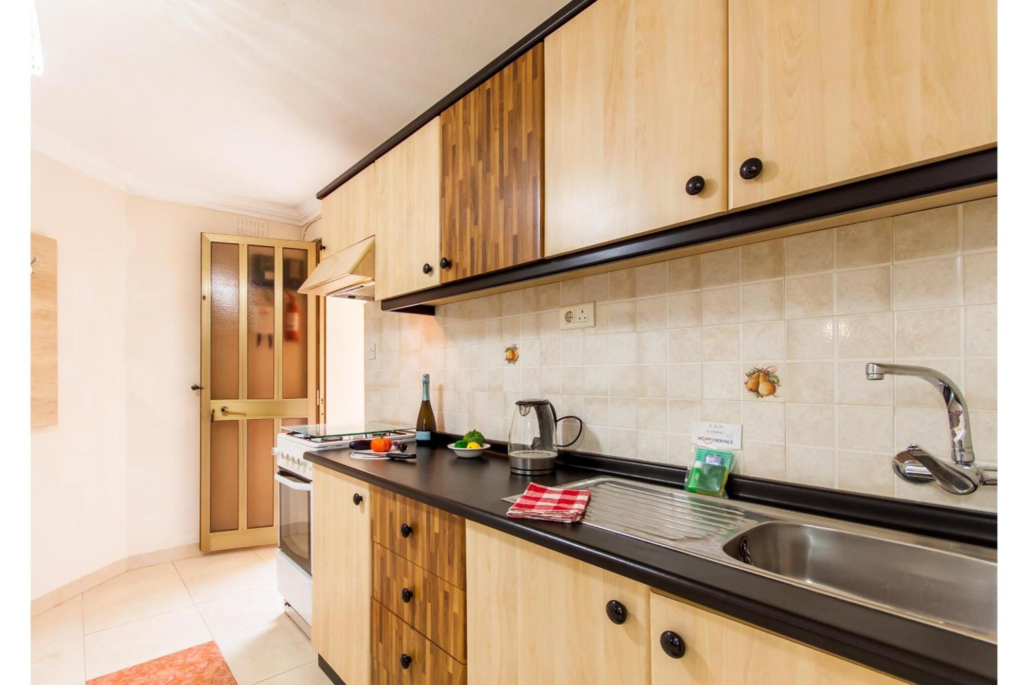 Villa & Pool Apartments In Mellieha Bay Екстер'єр фото